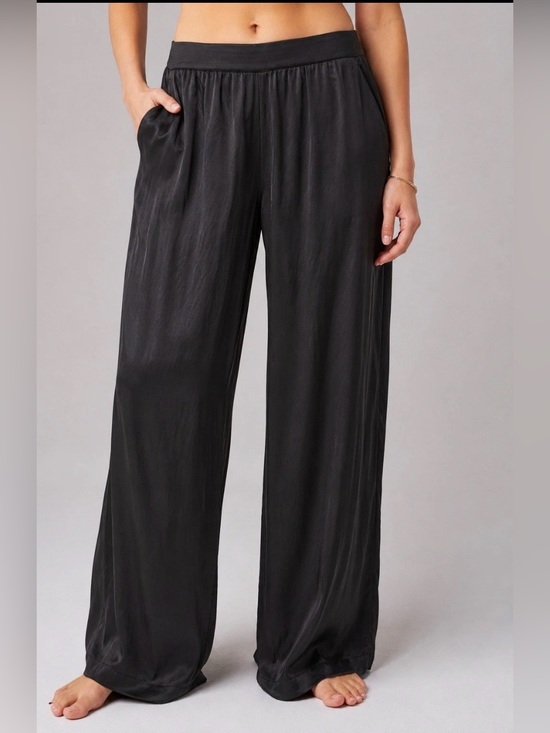Athleta Pants - 🆕Athleta Calm Cool Pant